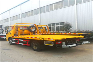 江川附近拖车救援搭电