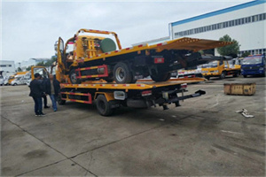 江川同城汽车补胎